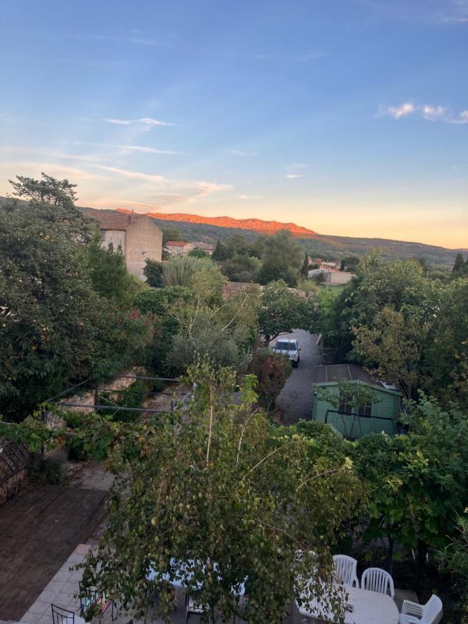 Gite Studio Les Maisons De Gaia Tuchan Εξωτερικό φωτογραφία